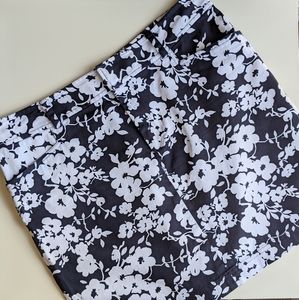 Chaps Navy and White Skirt with Pockets